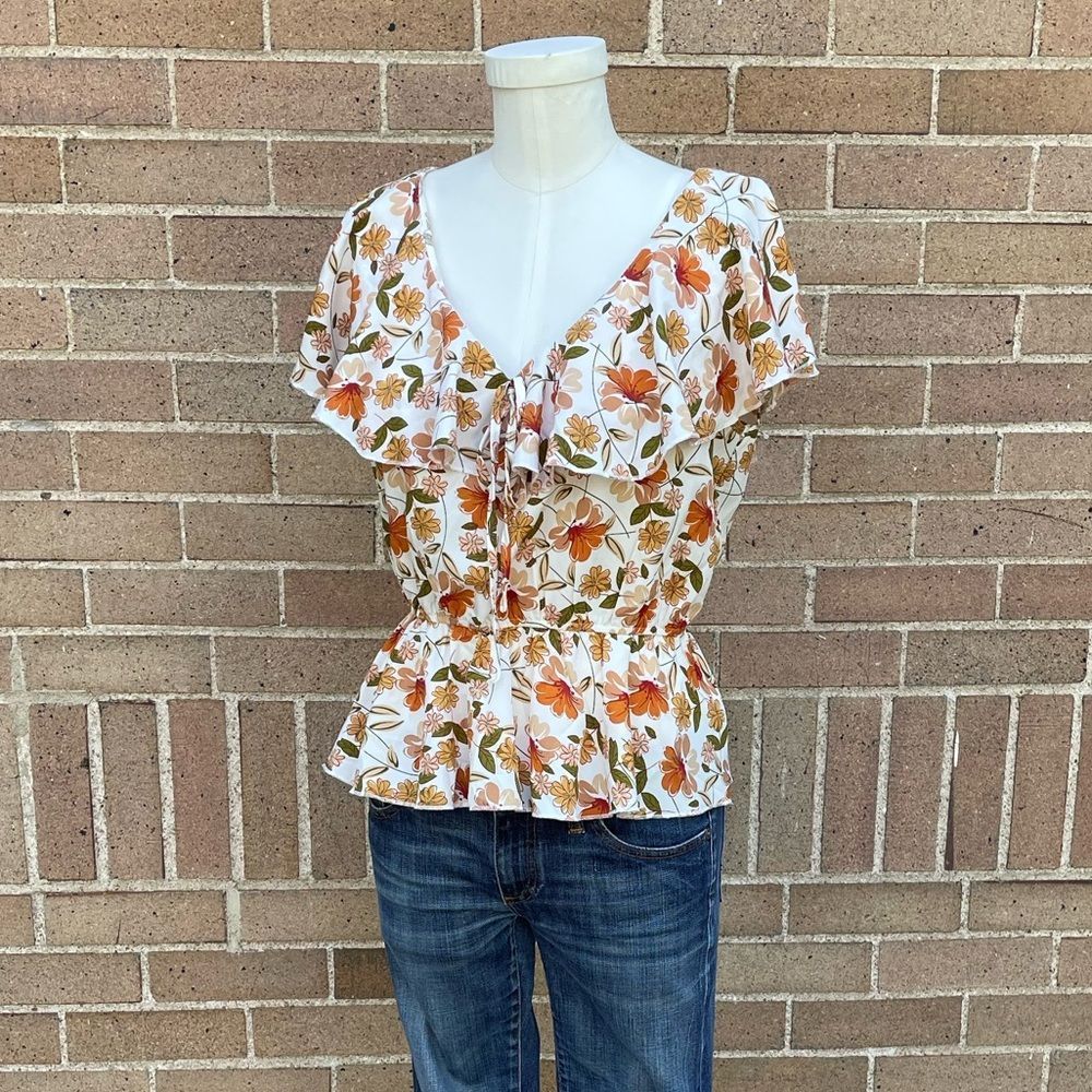 NWT! See the Shades White Rust Tan Yellow Green Floral Ruffle Peplum Blouse
